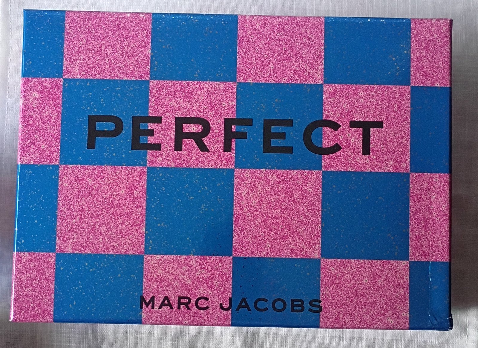 PERFECT MARC JACOBS SET 3 PIEZAS EDP